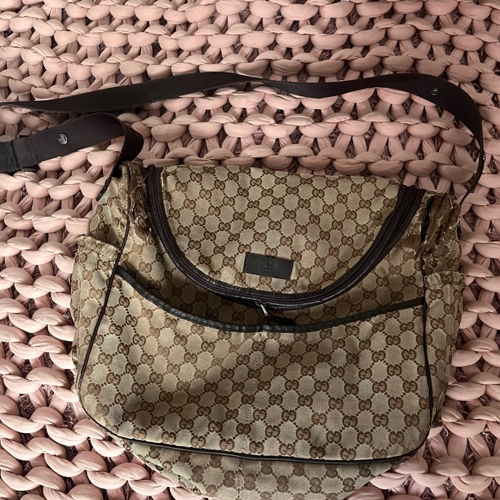 Authentic Gucci Diaper bag with defects